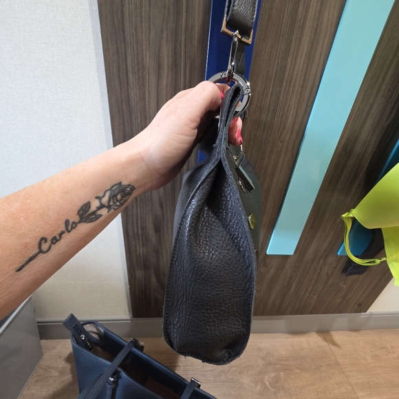 HAMMITT - Picture 3 of 9